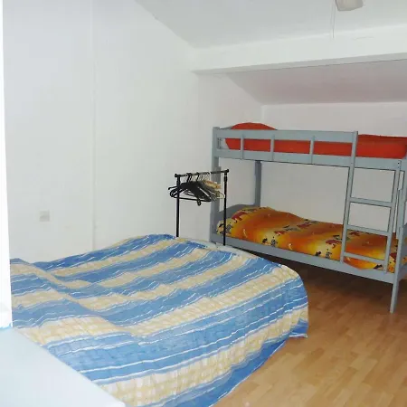 Apartment 6 Pers. Avec Piscine, Tennis Et Petanque - - Fr-1-387-36 *