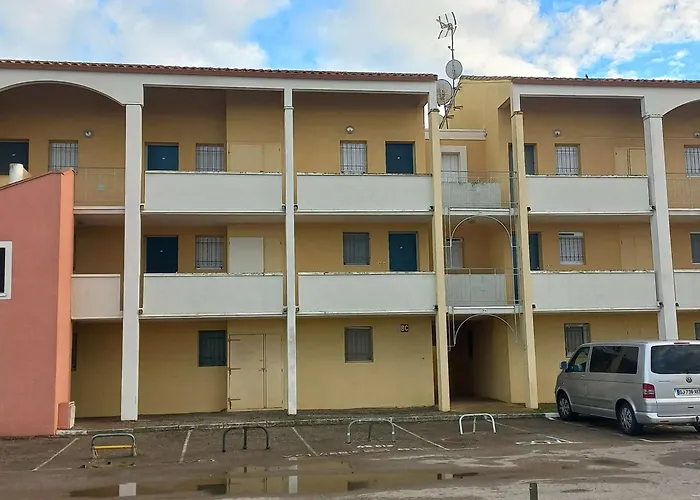 6 Pers. Avec Piscine, Tennis Et Petanque - - Fr-1-387-36 Apartment *